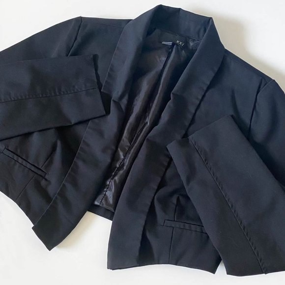 Black Bolero Blazer - Picture 6 of 8